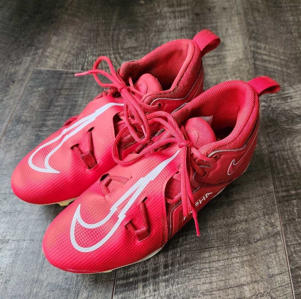 Nike Alpha Menace Pro 3 University Red Football Cleats